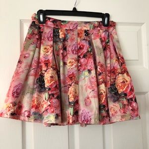 Pleated floral skirt